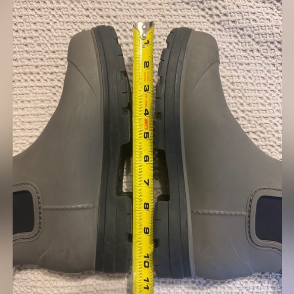 UGG Droplet Waterproof Rain Boots size 8 - Picture 6 of 7